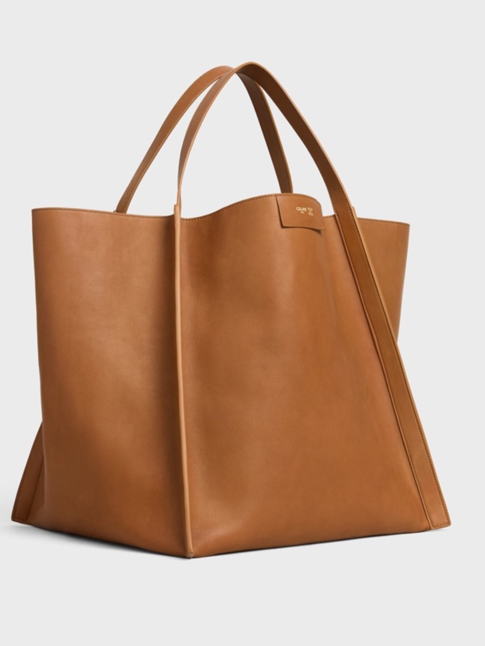 NWT Celine Medium Cube Bag in Supple Calfskin + Dust Bag